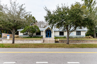 2223 Oak St, Jacksonville, FL for rent Building Photo- Image 1 of 11