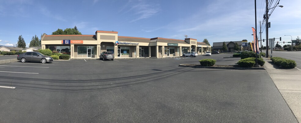 720-790 S Burlington Blvd, Burlington, WA for rent - Building Photo - Image 2 of 2