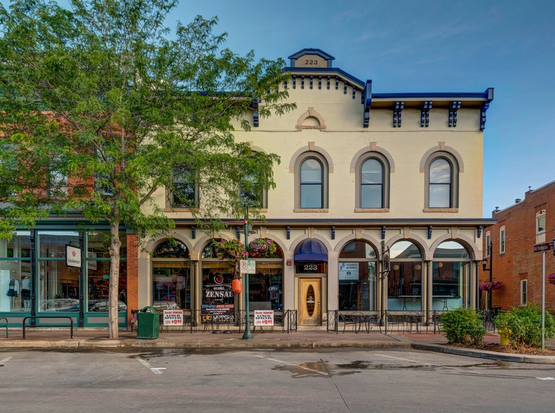 223 Linden St, Fort Collins, CO for rent - Building Photo - Image 1 of 3