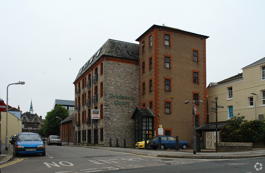 Palace St, Plymouth to rent - Building Photo - Image 3 of 4