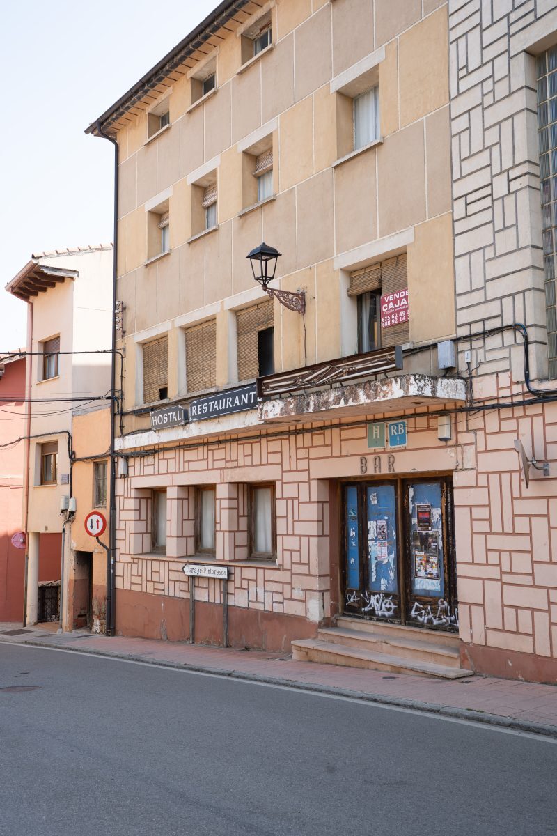 Hospitality in Riaza, Segovia for sale Primary Photo- Image 1 of 2