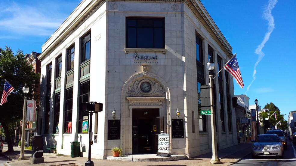 338 Main St, Bennington, VT for sale - Building Photo - Image 1 of 1