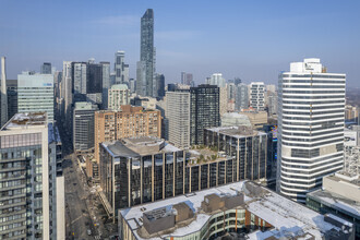 595 Bay St, Toronto, ON - aerial  map view