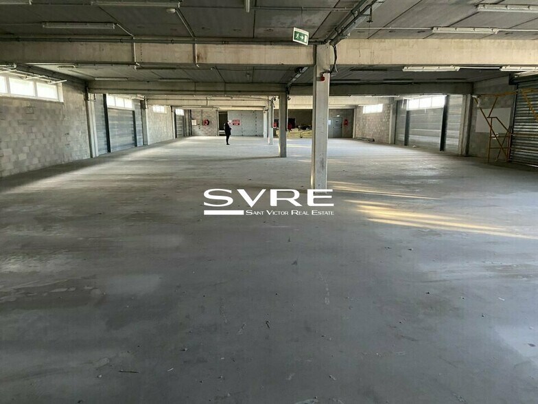 Industrial in Aubagne to rent - Building Photo - Image 1 of 3