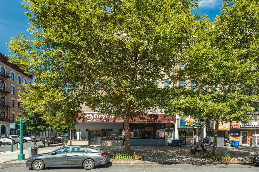 61 Lenox Ave, New York, NY for sale - Building Photo - Image 3 of 7