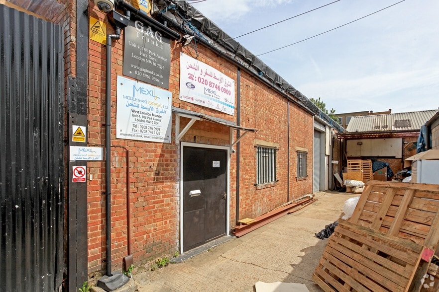 183 Park Ave, London for sale - Building Photo - Image 1 of 1