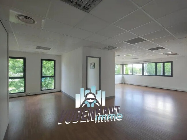Location Bureaux 150 m²