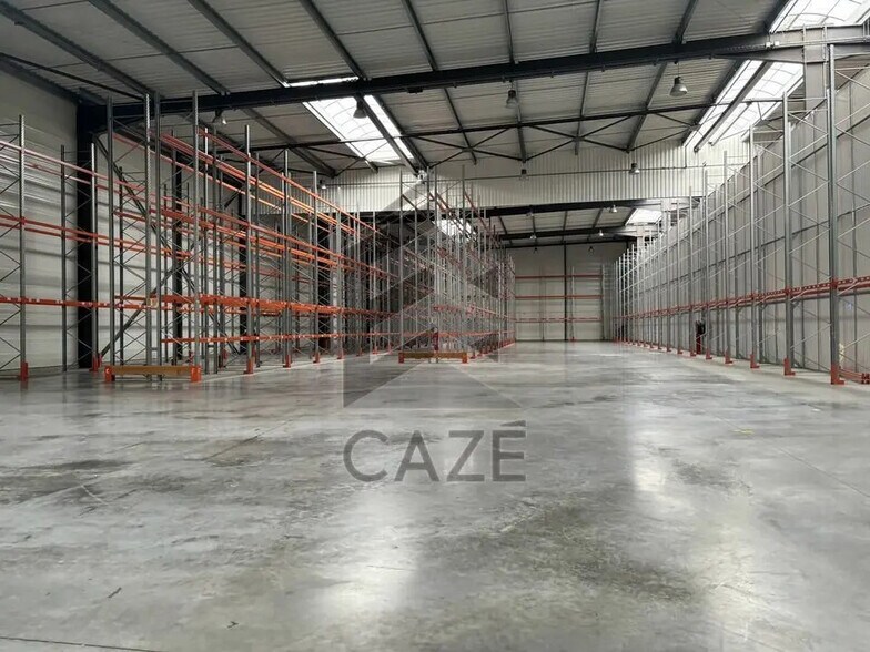 Light Industrial in Blanquefort to rent - Building Photo - Image 3 of 7