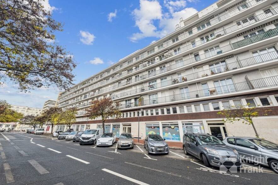 9 Rue Vaudétard, Issy-les-Moulineaux to rent - Building Photo - Image 1 of 9