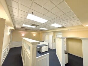 103 Providence Mine Rd, Nevada City, CA to rent Interior Photo- Image 2 of 8