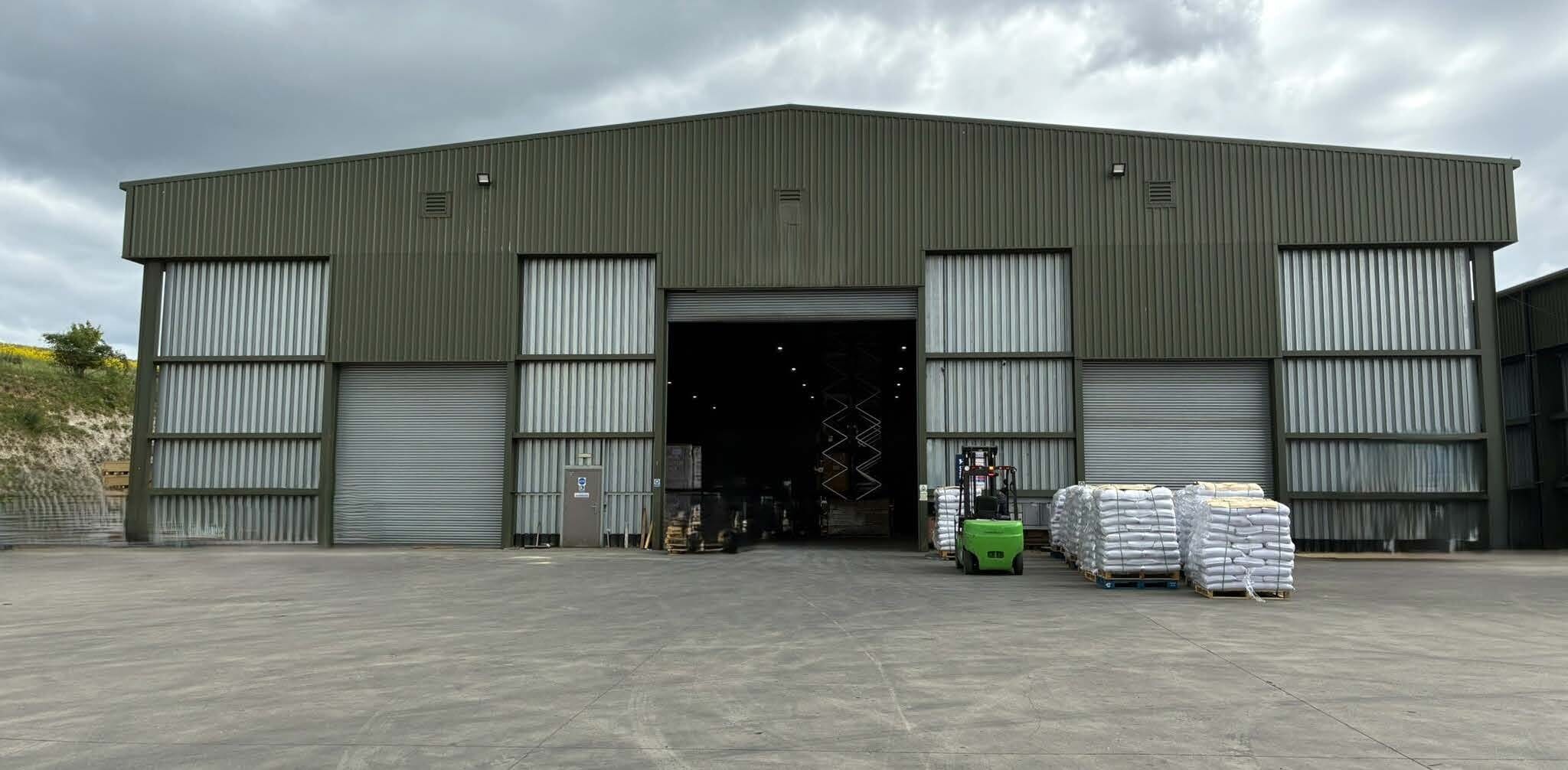 The Joint, Royston to rent Building Photo- Image 1 of 4