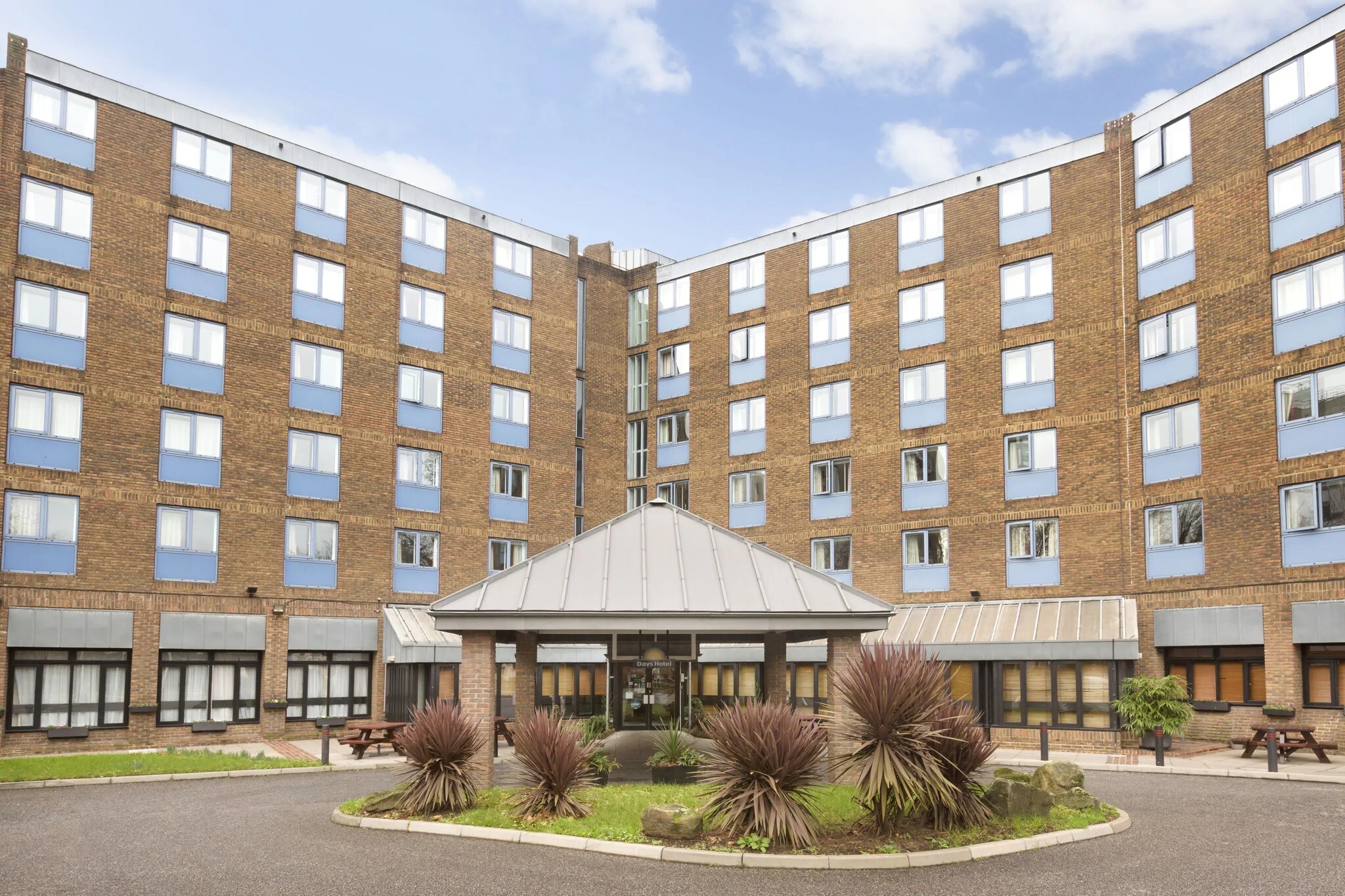 54 Kennington Rd, London for sale Primary Photo- Image 1 of 1