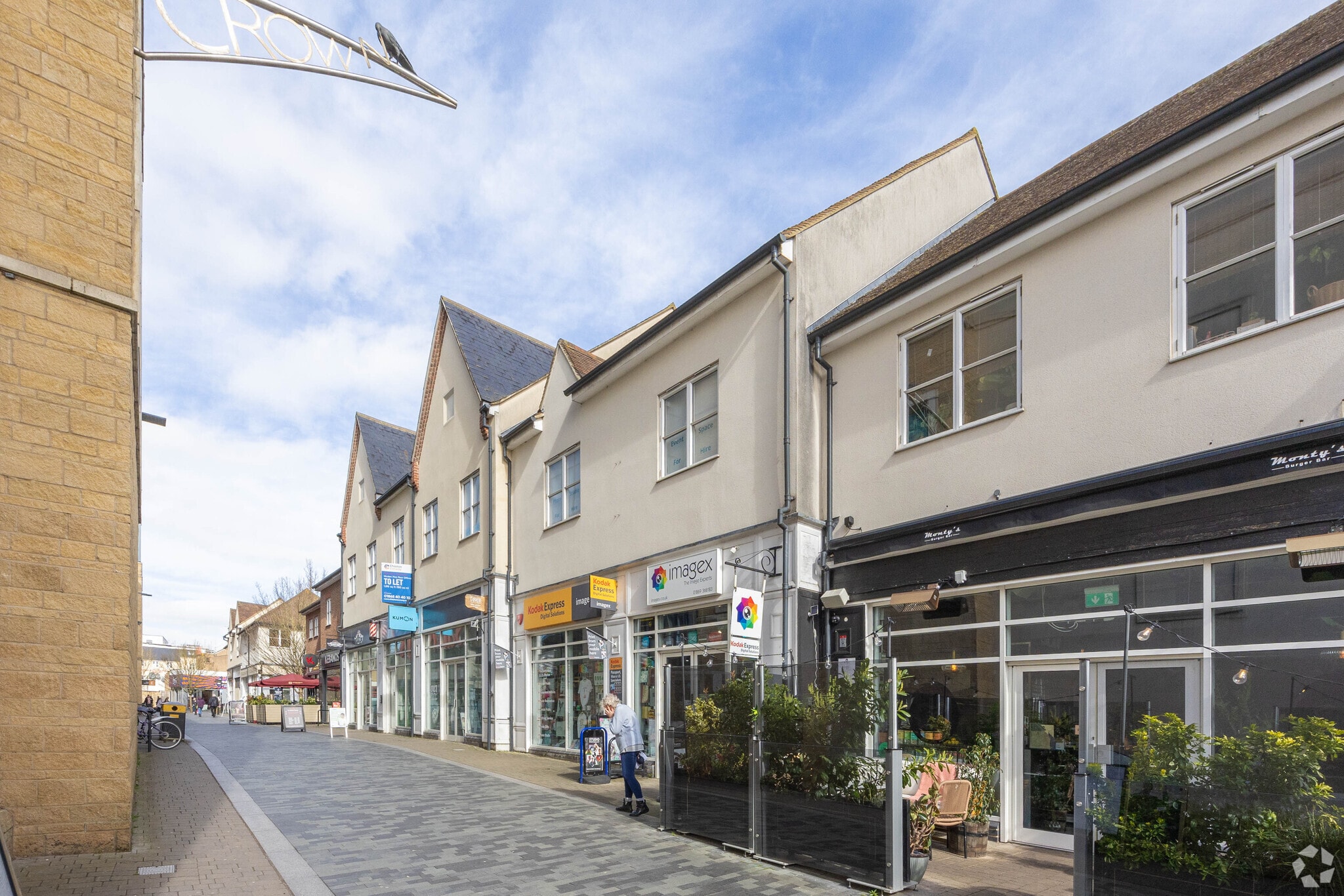 Bure Pl, Bicester to rent Building Photo- Image 1 of 5