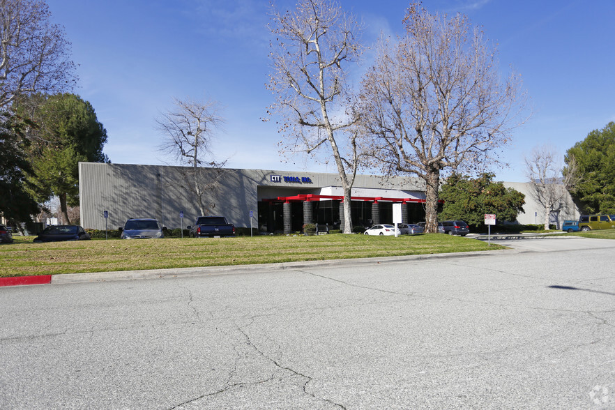 753-759 Arrow Grand Cir, Covina, CA for sale - Primary Photo - Image 1 of 13