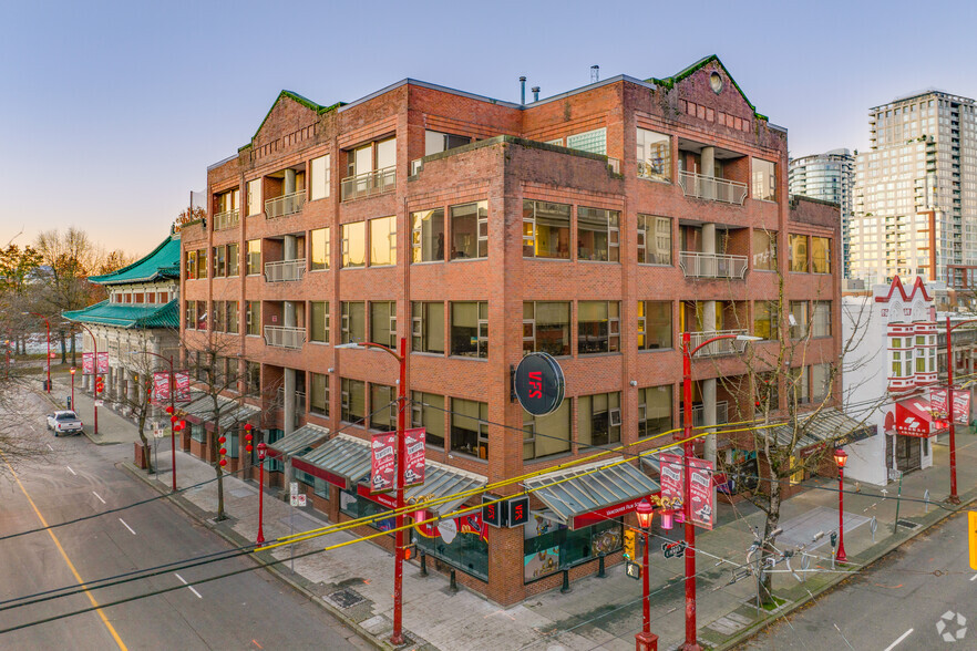 86-88 Pender St E, Vancouver, BC for rent - Primary Photo - Image 1 of 2