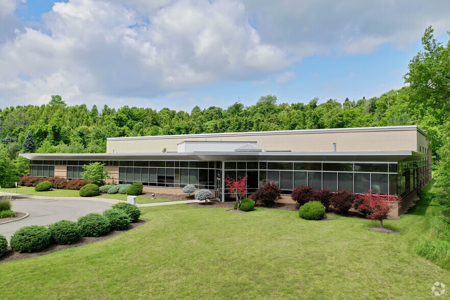 130 Technology Dr, Canonsburg, PA for sale - Building Photo - Image 1 of 12