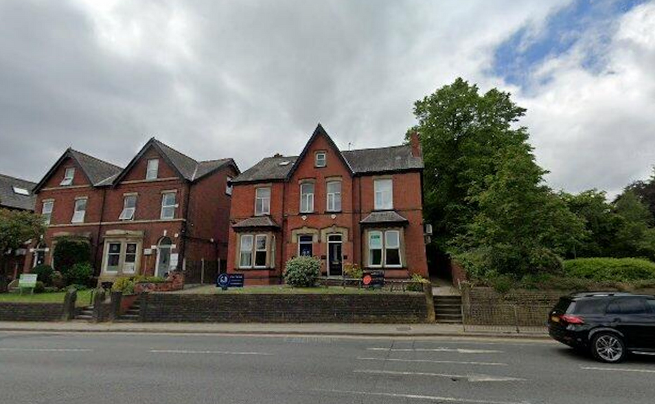 229 Bury New Rd, Manchester for rent - Building Photo - Image 2 of 2