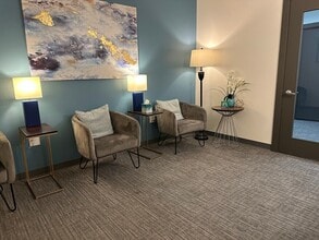 1750 112th Ave NE, Bellevue, WA to rent Interior Photo- Image 2 of 7