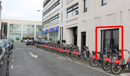 9 Montserrat Rd, London for sale Primary Photo- Image 1 of 1