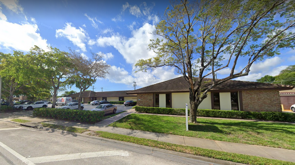 1280 W Lantana Rd, Lantana, FL for rent - Building Photo - Image 1 of 6