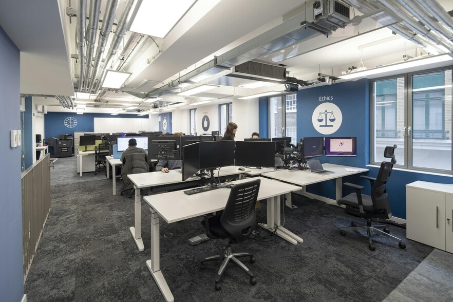 13-15 John Adam St, London to rent - Building Photo - Image 3 of 31