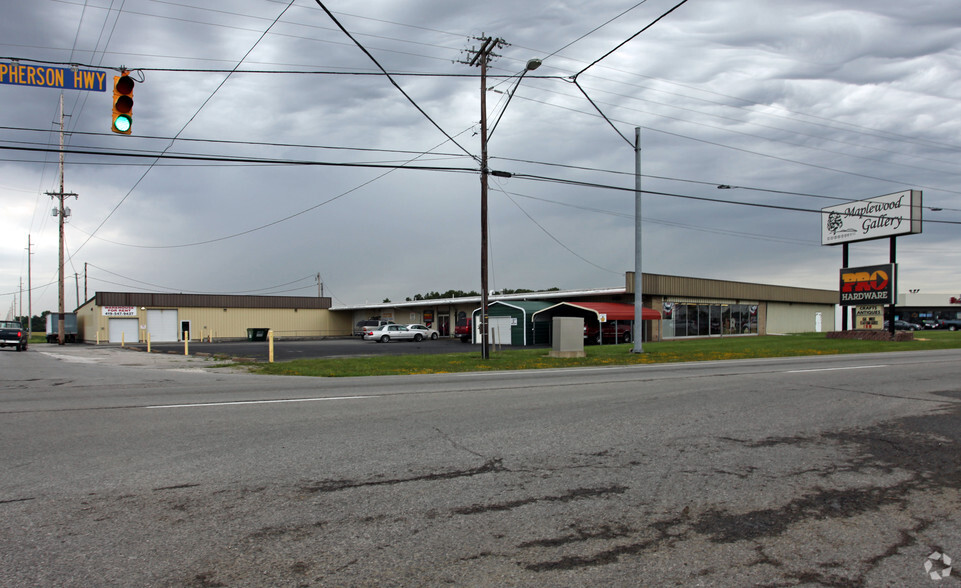 1012 E Mcpherson Hwy, Clyde, OH for sale - Primary Photo - Image 1 of 1