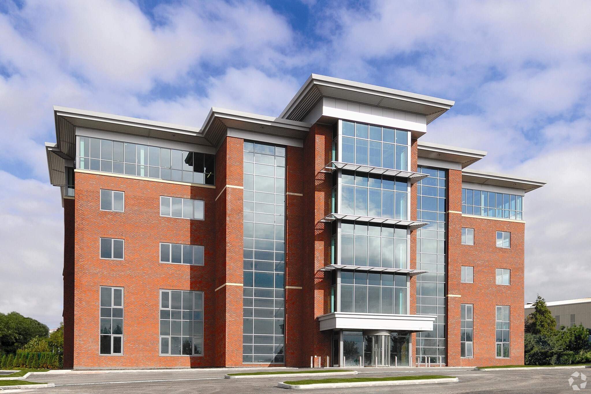 5A The Parklands, Bolton to rent Building Photo- Image 1 of 3