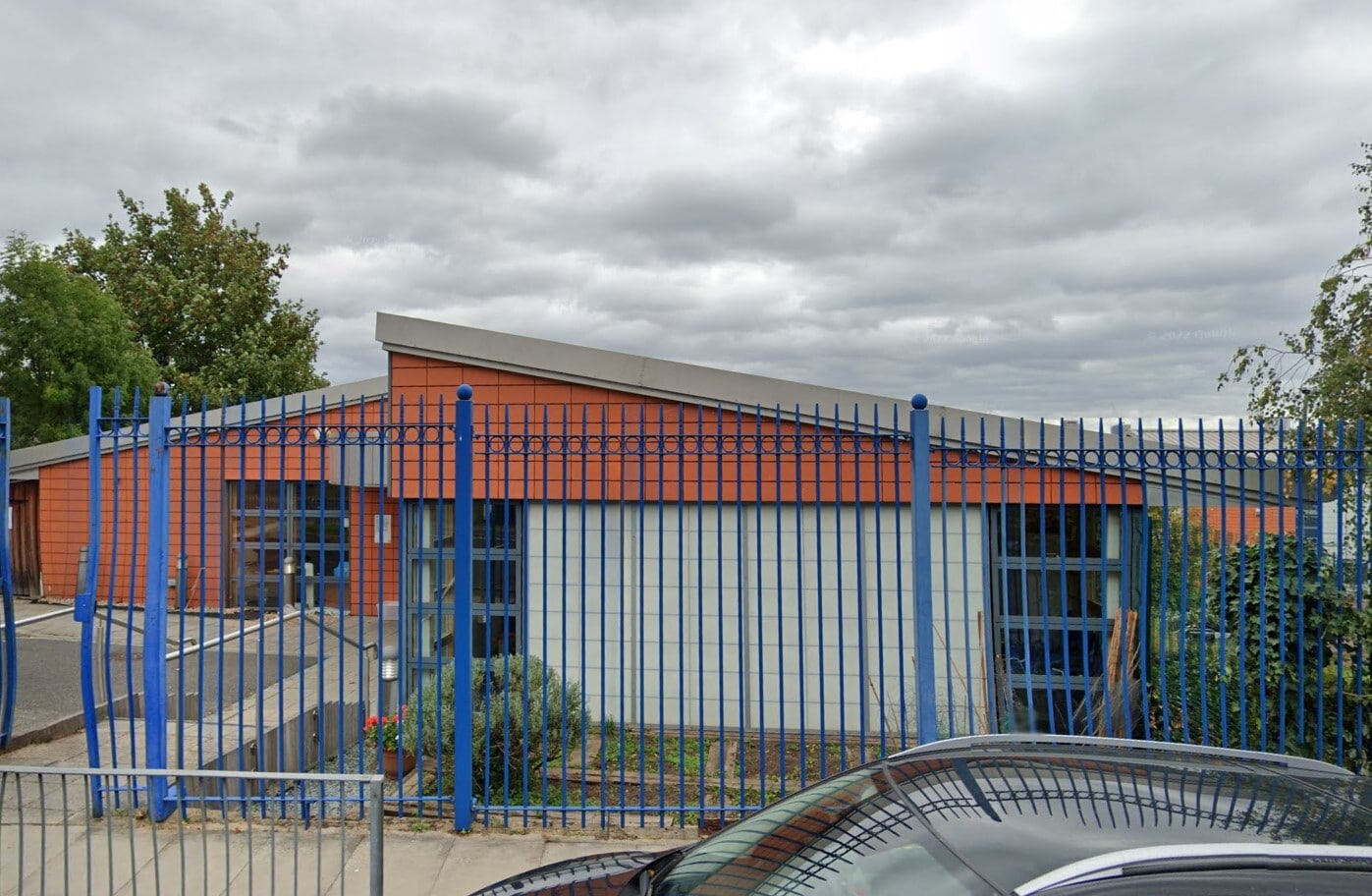 29 Wallbutton Rd, London to rent Primary Photo- Image 1 of 2