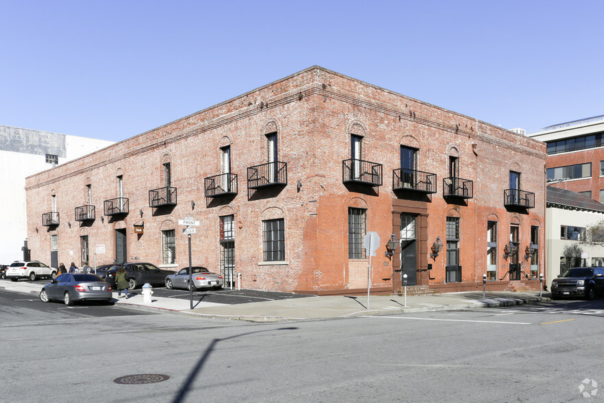 915-921 Front St, San Francisco, CA for rent - Building Photo - Image 1 of 11