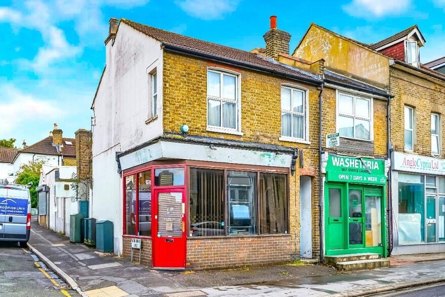 33 Waddon Rd, Croydon to rent - Building Photo - Image 2 of 12