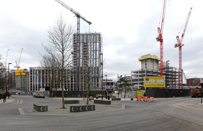 More details for Dingwall Rd, Croydon - Office to Rent