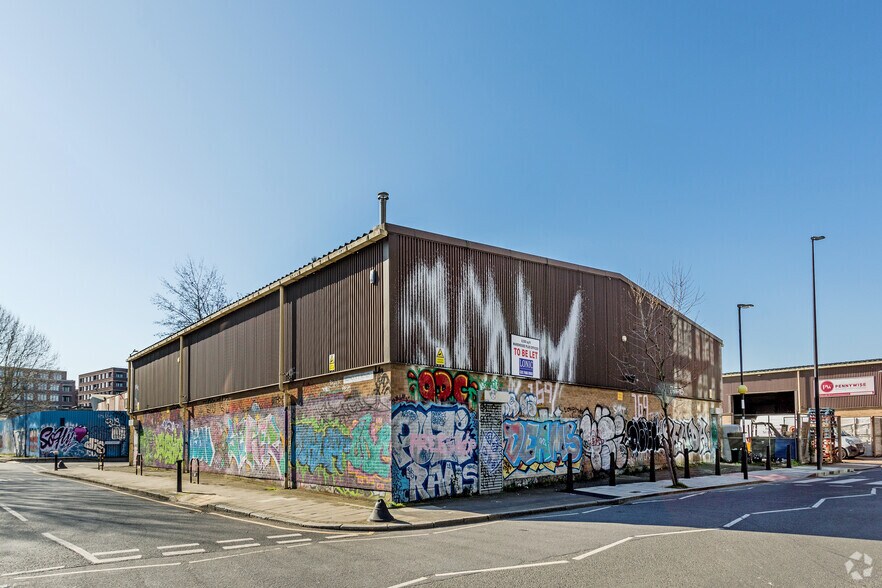 22 Rothbury Rd, London, E9 5HA UK