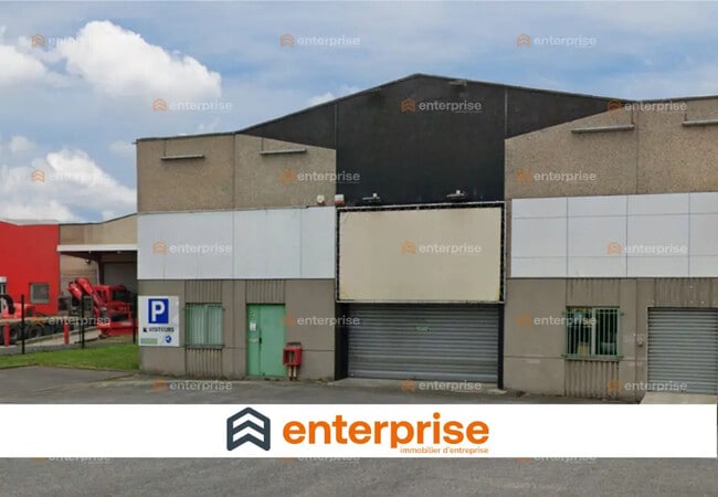 Location Local d'activités 446 m²