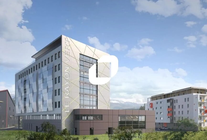 Office in Échirolles to rent - Building Photo - Image 1 of 8