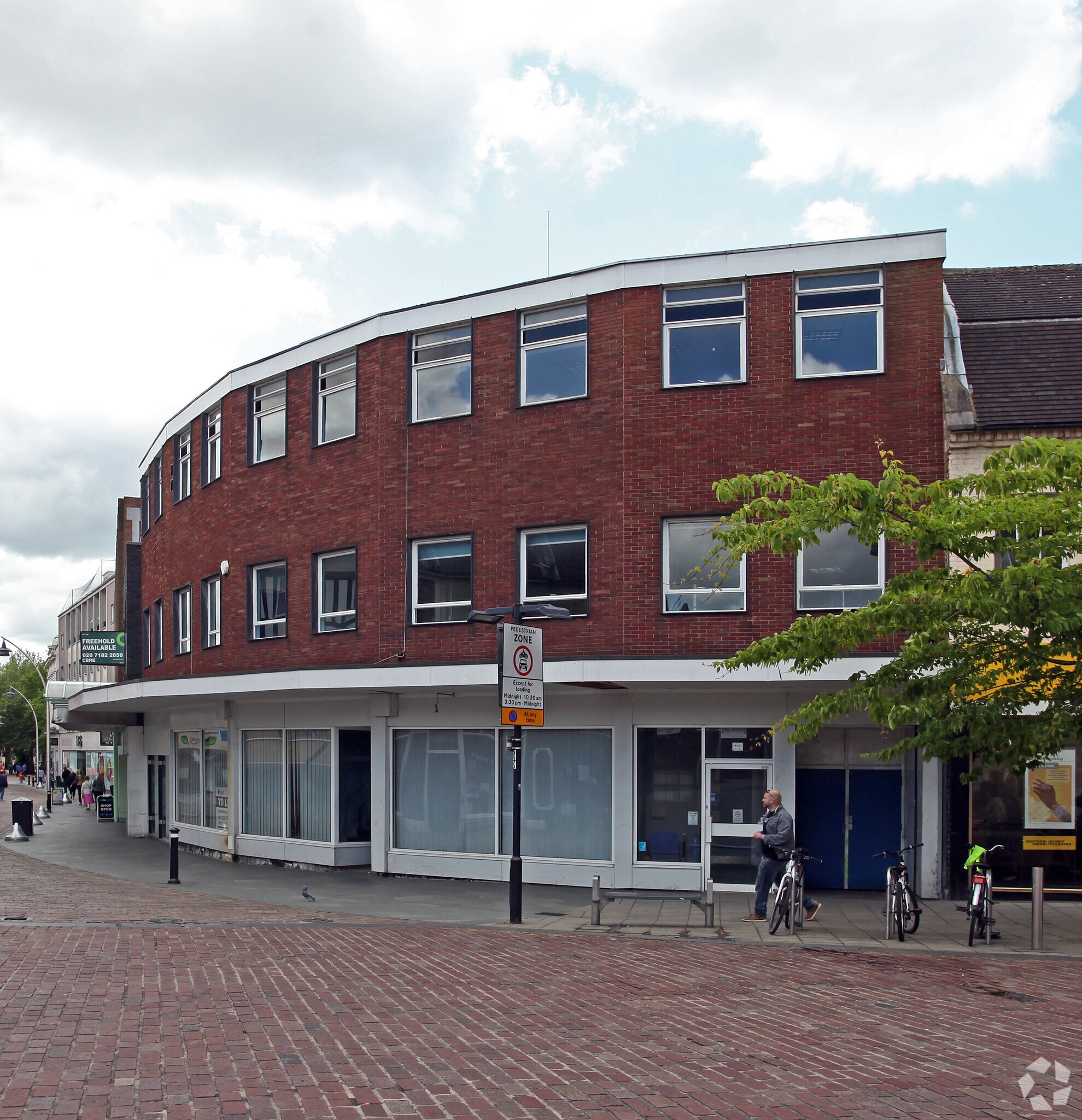 24-26 Harpur St, Bedford for sale Primary Photo- Image 1 of 1