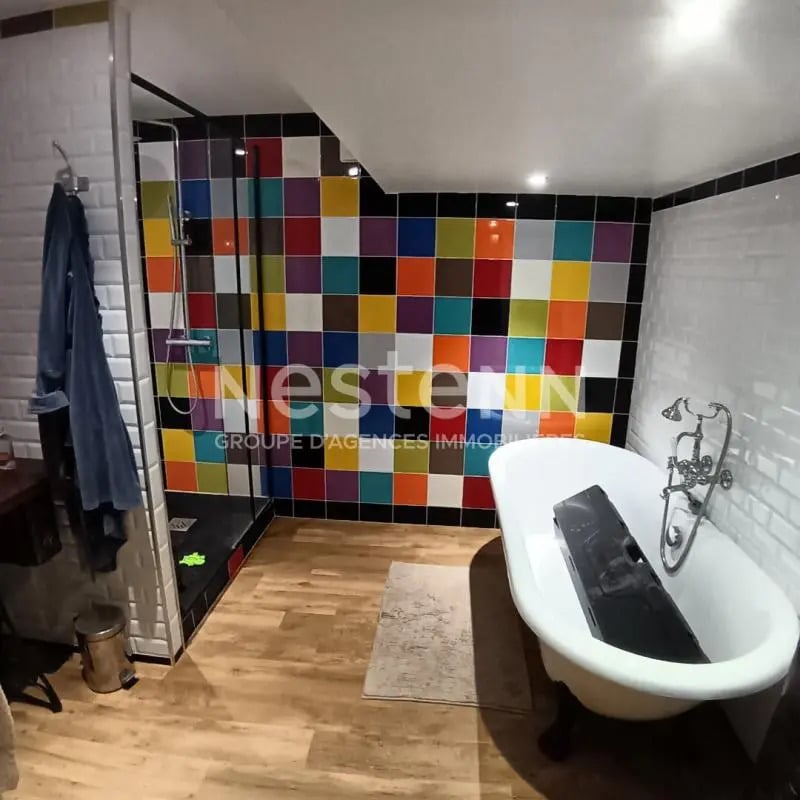 Light Industrial in Vannes for sale Interior Photo- Image 1 of 5