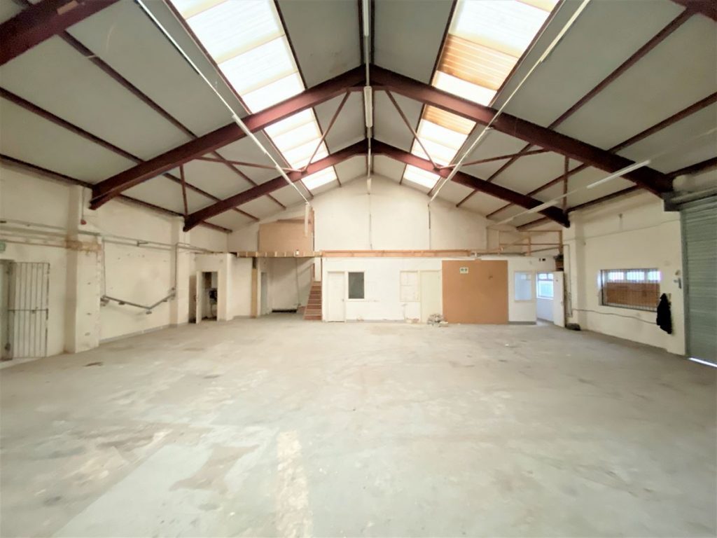 Transport Ave, Brentford for sale Primary Photo- Image 1 of 1