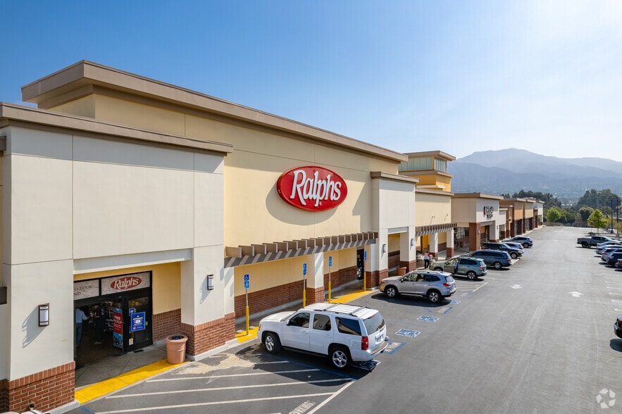 10455 Sunland Blvd, Sunland, CA to rent - Building Photo - Image 2 of 6