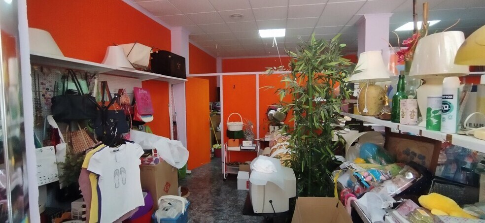 Retail in Calasparra, Murcia to rent - Interior Photo - Image 1 of 9