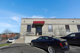 4442 Arthur Kill Rd, Staten Island, NY for rent Building Photo- Image 2 of 4