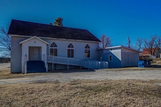 115 E 4th St, Oilton, OK for sale Primary Photo- Image 1 of 1