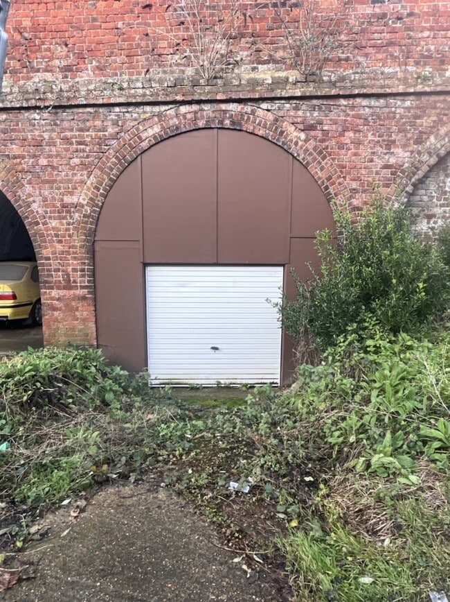 More details for Light Industrial to Rent