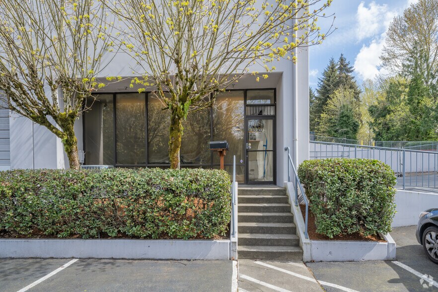 2301-2383 S 200th St, Seatac, WA for rent - Building Photo - Image 3 of 6