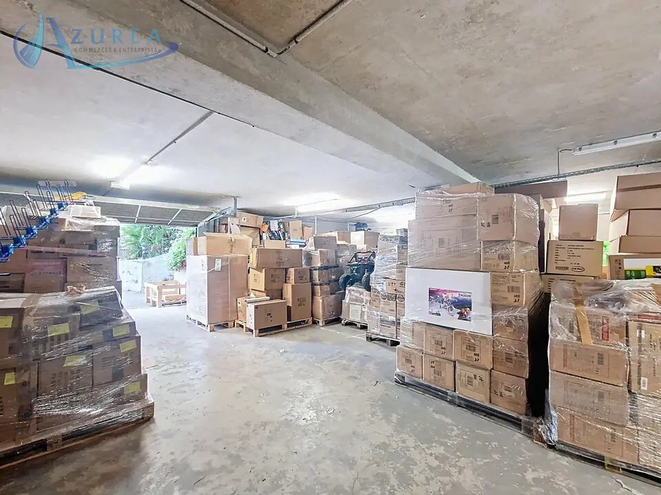 Vente Entrepôt 333 m² - Photo 1