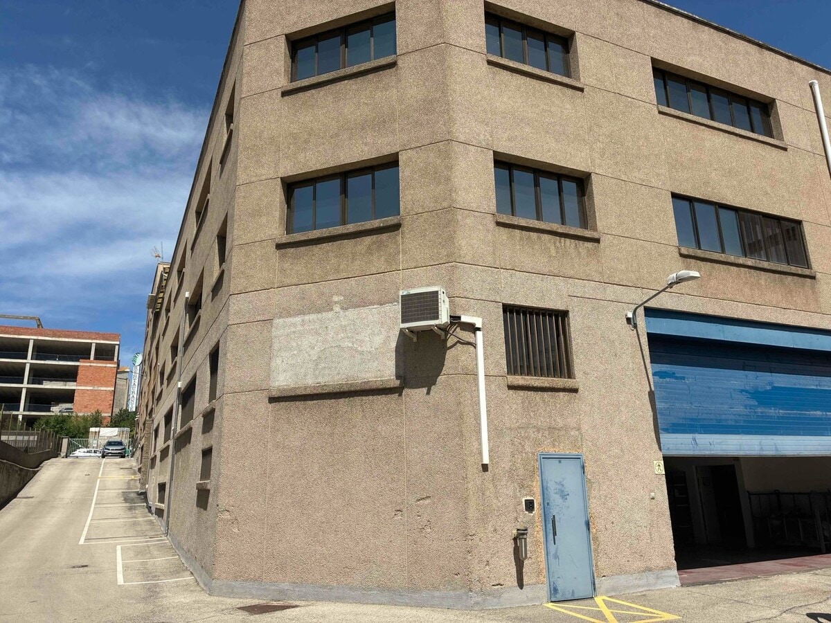 Alcobendas, MAD 28108 - Unit 1 - - Interior Photo - Image 2 of 9