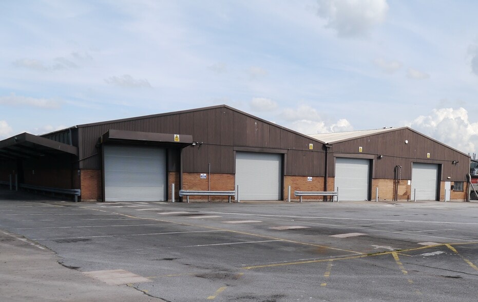 Blackpole Rd, Worcester to rent - Building Photo - Image 2 of 13