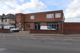 31 Saffron Rd, Wigston to rent Building Photo- Image 2 of 4