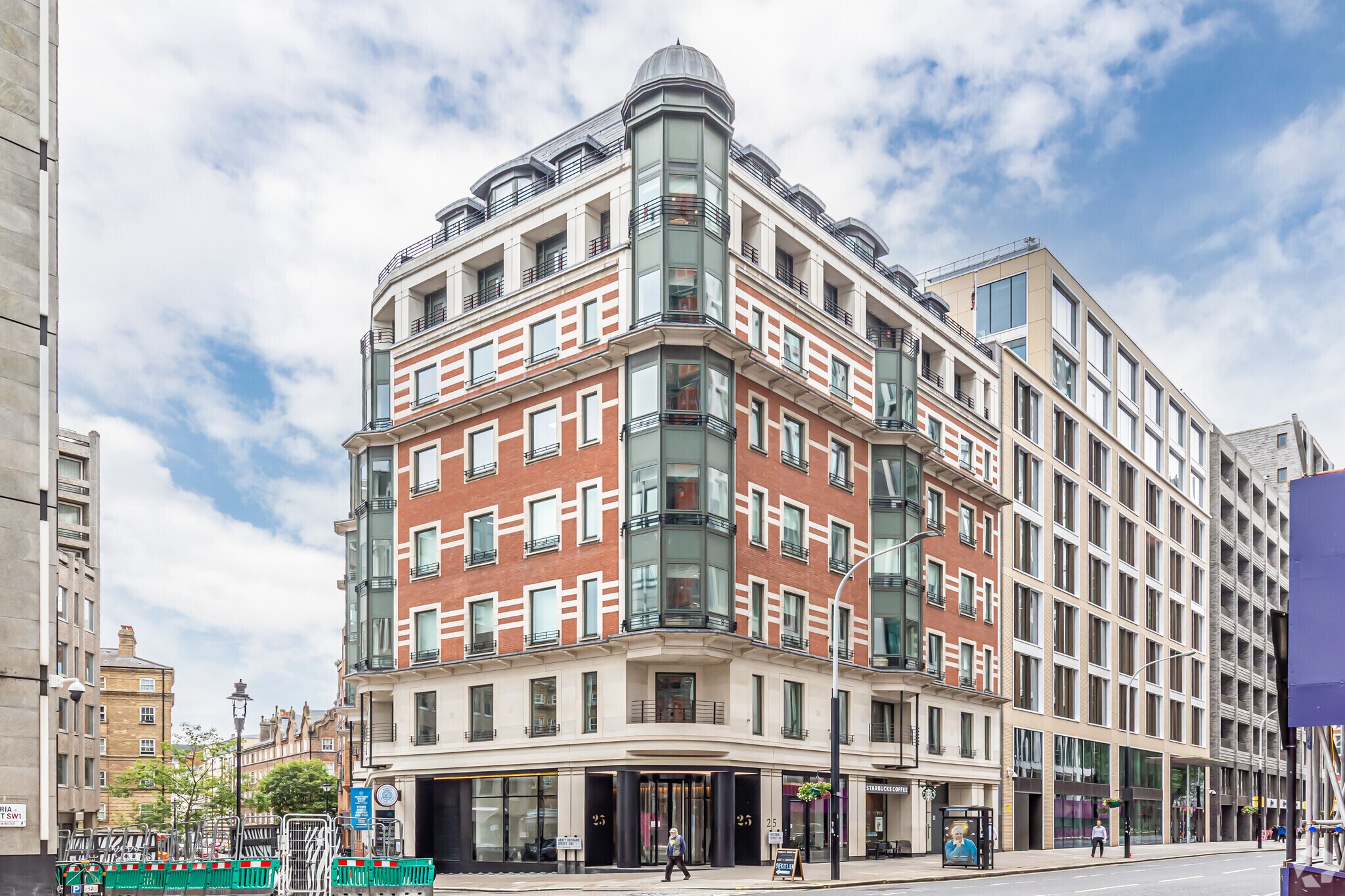 25-27 Victoria St, London for sale Primary Photo- Image 1 of 1
