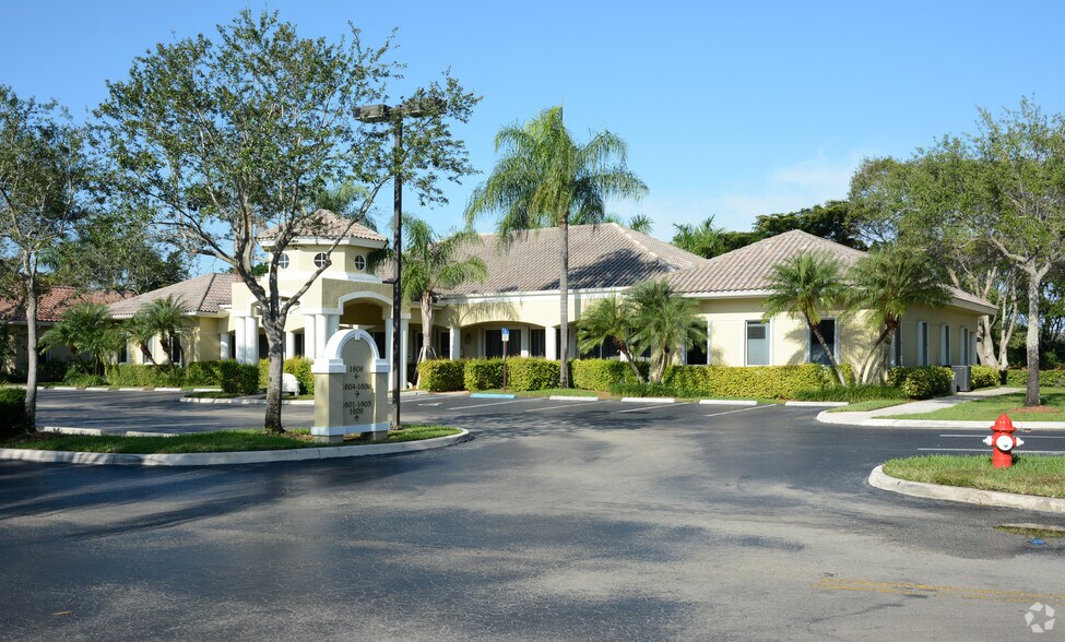 1604 Town Center Blvd, Weston, FL for sale - Primary Photo - Image 1 of 1