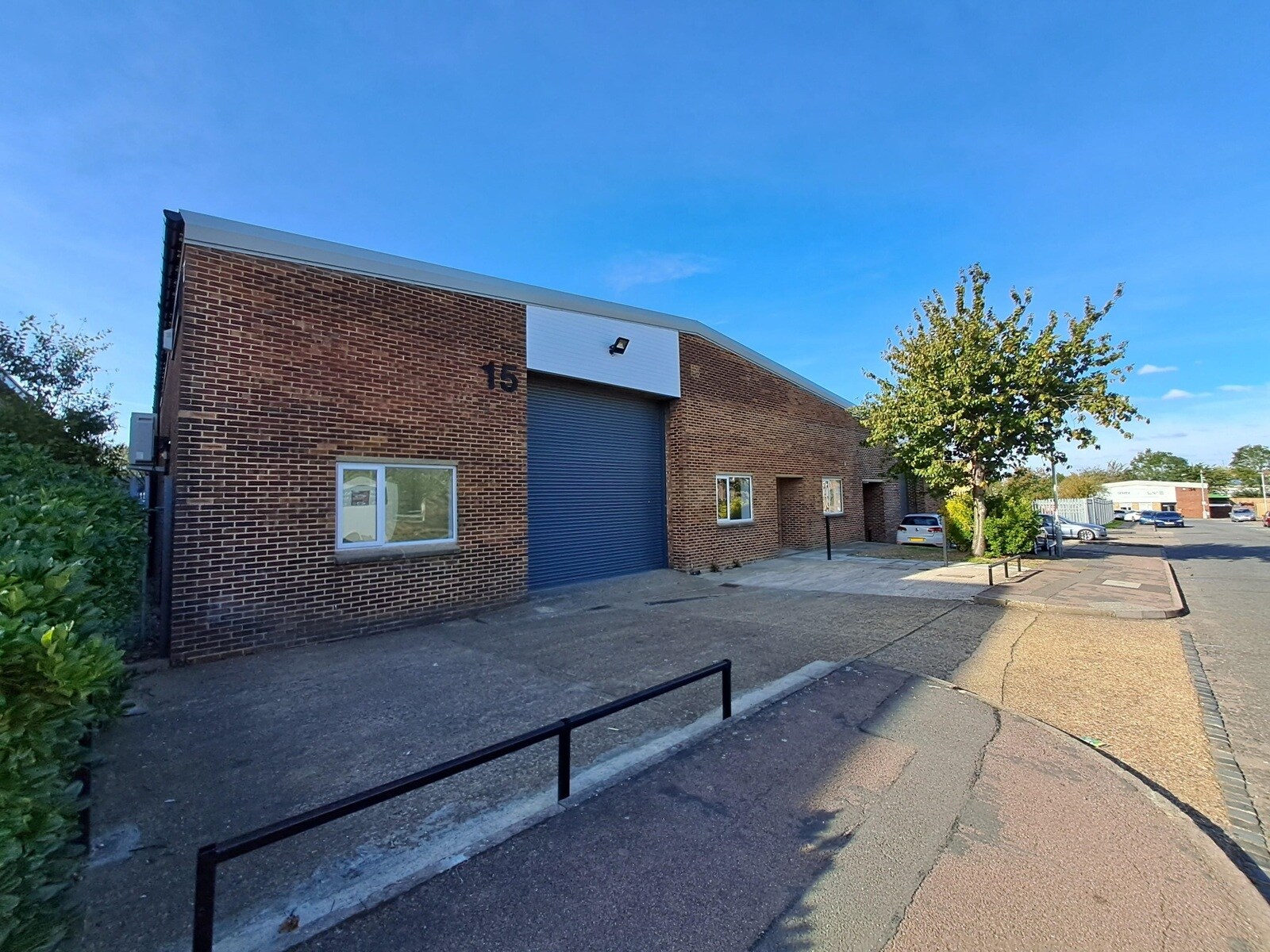 15-17 Bilton Way, Luton for sale Building Photo- Image 1 of 1